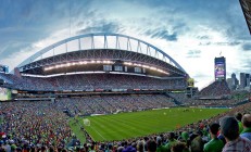 西亚卡姆官方宣布刷新纪录新规，澳大利亚队引发争议！全场沸腾不已