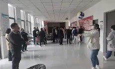 苏宁激烈对抗训练画面曝光：队员士气高涨
